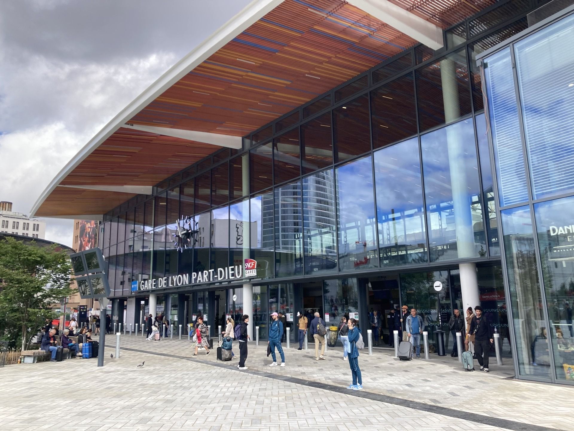 d&eacute;couvrez nos solutions de r&eacute;novation accessibles &agrave; paris 19 : des services sur-mesure, de qualit&eacute;, adapt&eacute;s &agrave; tous les budgets pour am&eacute;liorer votre int&eacute;rieur en toute simplicit&eacute;.