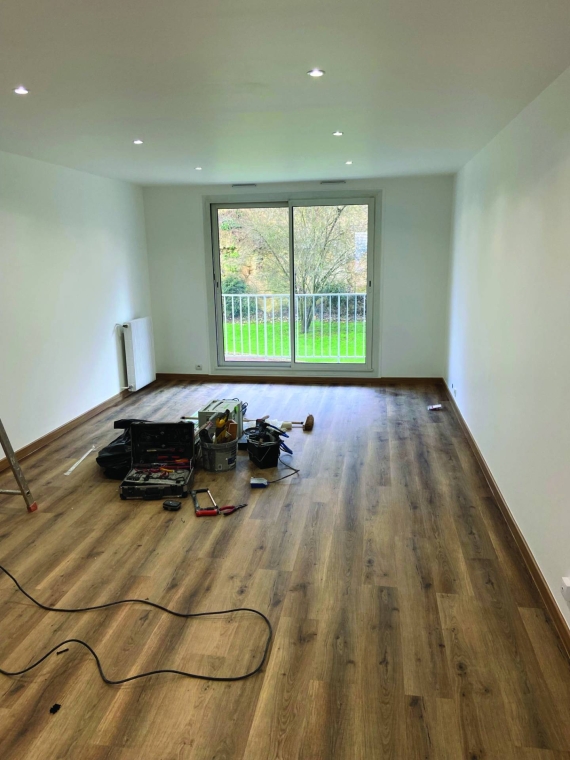 découvrez nos conseils pratiques pour réussir votre rénovation d’intérieur et transformer votre espace avec style et efficacité.