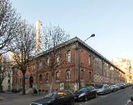 découvrez la renaissance des bains-douches petitot, un lieu chargé d'histoire et de charme, alliant modernité et tradition pour votre bien-être.